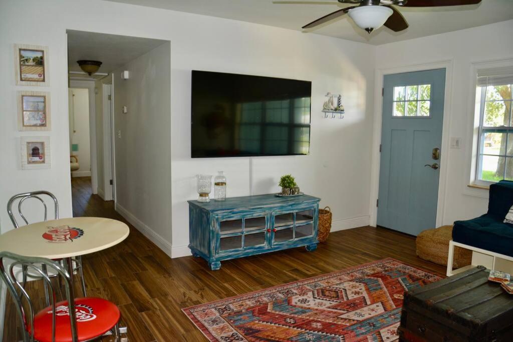 Tropical Retreat Near Beaches, Cruise Terminals Merritt Island Экстерьер фото