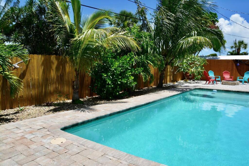 Tropical Retreat Near Beaches, Cruise Terminals Merritt Island Экстерьер фото